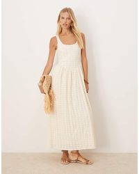 ASOS - Vestido Midi Con Cintura Baja Y Cuello Ancho De Tejido Texturizado De -Blanco - Lyst