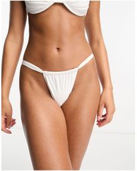 Miss Selfridge - Slip bikini sgambati mix and match a vita alta bianchi - Lyst