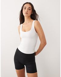 4505 - Icon - Lyst
