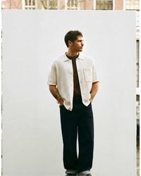 Pull&Bear - – kurzärmliges hemd aus strick - Lyst