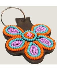 Aspiga - Sustainable Kenyan Beaded Flower Keyring Leather And Glass Gifiting - Lyst