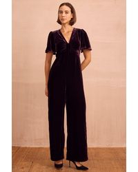 Aspiga - Sustainable Anais Velvet V-Neck Jumpsuit Tie Winter Event Autumn Winter Graduation - Lyst