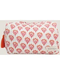 Aspiga - Sustainable Medium Wash Bag Padded Block Print Hot Floral Gifting - Lyst