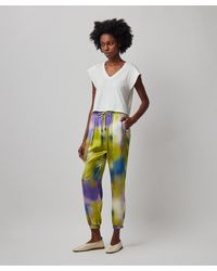 ATM - Silk Charmeuse With Watercolor Print Pintuck Jogger - Lyst