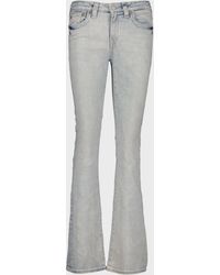 Mode Jeans Jeans bootcut True Religion Jeans bootcut gris-gris clair style d\u00e9contract\u00e9 
