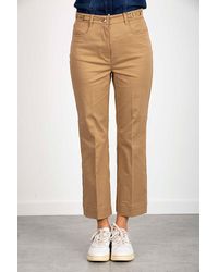 pantaloni ca
