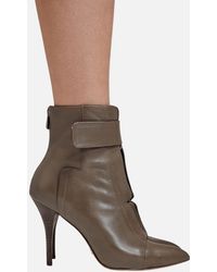 Pour La Victoire Women's Helena Mule, Natural, 10 M US