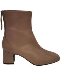 Unisa Boots for Women | Black Friday 