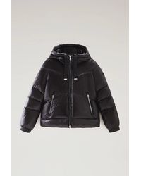 Woolrich - Coltrui Met Capuchon En Ritssluiting En Zakken Aan De Voorkant - Lyst