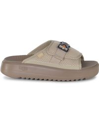 UGG - "Maxxer 2.0" Pantoffeln aus Stoff. - Lyst
