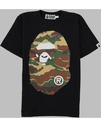 A Bathing Ape - T-Shirt Con Logo "Big Ape" E Stampa Mimetica - Lyst