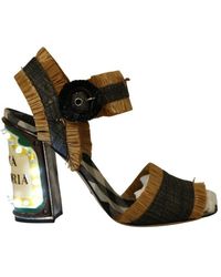 Dolce & Gabbana Sandalen Met Plateauzool in het Wit Dames Schoenen voor voor Hakken voor Plateauhakken en pumps 