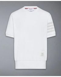 Thom Browne - Kledingstuk Geverfd T-shirt Met Geribde Manchetten En Korte Mouwen In Gemiddeld Gewicht Jersey Met Overdyed 4 Bar - Lyst