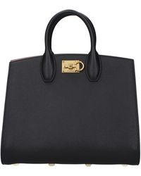 Ferragamo - Handbeutel Studio Box Frauen Leder schwarz - Lyst