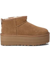 UGG - "Classic Ultra Mini Platform" Knöchelstiefel - Lyst