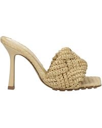 Bottega Veneta - Lido Sandals Raffia/Sugar Cane - Lyst