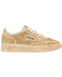 Autry - Medalist Low Crystal Sneakers aus bronzefarbenen Mikro-Strasssteinen - Lyst
