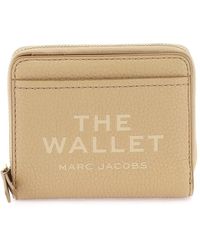 Marc Jacobs - La mini billetera de cuero Mini Compact - Lyst