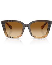 Burberry - Zonnebril Be4487 420213 Geruit Gradiënt Zand/bruin Vervaagd Dames - Lyst