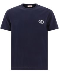 Valentino - T -Shirt mit V Logo Signature Patch - Lyst