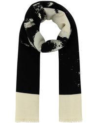 McQueen - Frayed-Edge Logo Printed Scarf - Lyst
