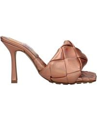 Bottega Veneta - Lido Sandals /Peach Leather - Lyst