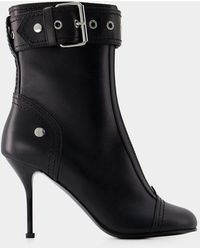 Alexander McQueen - Leather Ankle Boots With Zippered Closure And Adjustable Buckle - Lyst