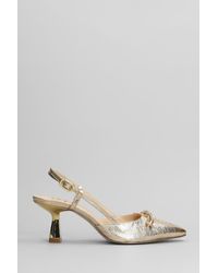 GOLD&ROUGE - Azalea Pumps - Lyst