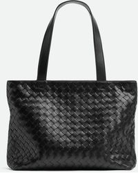 Bottega Veneta - Small "Intrecciato" Tote Zipped Shoulder Bag - Lyst