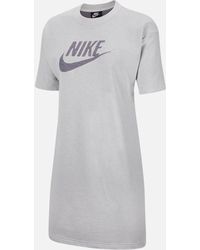 nike casual dress
