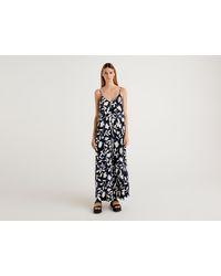Pagliaccetti e tute intere da donna di Benetton a partire da 40 €