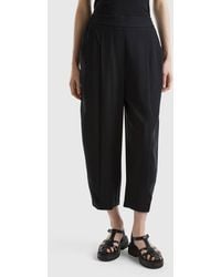 Benetton - Cropped Trousers With Pleats - Lyst