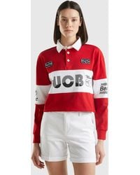 Benetton - Polo Rossa Cropped Con Patch E Stampe - Lyst