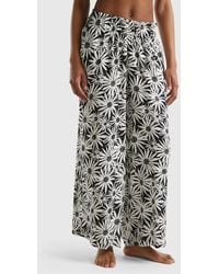 Benetton - Trousers With Floral Print - Lyst