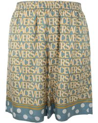 Versace - Shorts Silk Fabric With All Over Print - Lyst