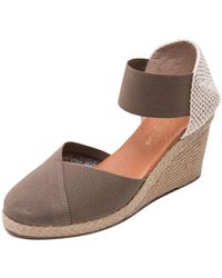 andre assous anouka wedge espadrilles