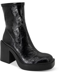 amber platform bootie
