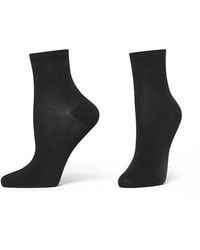 Hue - Sleek Lightweight Crew Socks - Lyst