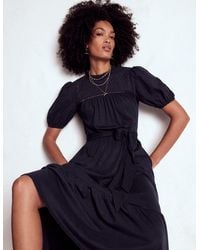 Boden - Robe Lorelei En Jersey À Broderie Anglaise-Bleu Marine - Lyst