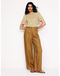 Boden - Regent Pleat Linen Trousers-Bronze - Lyst