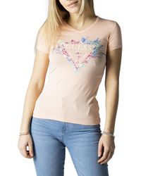 Guess T-shirts for Women | Online Sale up to 79% off | Lyst