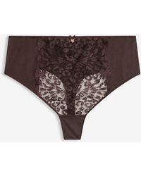 bonprix - High Waist String Mit Edler Stickerei - Lyst