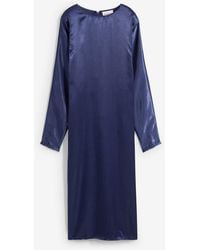 bonprix - Midikleid Mit Fledermausärmeln Aus Fließendem Satin - Lyst