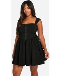 Boohoo - Plus Woven Stretch Corset Detail Short Sleeve Floaty Mini Dress - Lyst