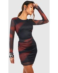 Boohoo - Abstract Printed Mesh Long Sleeve Ruched Mini Dress - Lyst