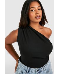 Boohoo - Plus One Shoulder Ruched Asymmetric Top - Lyst