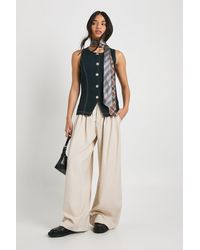 Boohoo - Extreme Wide Leg Pleated Tailored Pants - Lyst