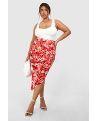 Boohoo - Plus Woven Floral Print Ruched Detail Midaxi Skirt - Lyst