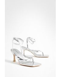 Boohoo - Snake Toe Post Low Wrap Up Sandals - Lyst