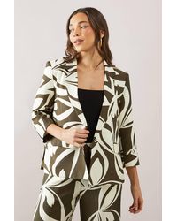 Wallis - Petite Printed Linen Single Breasted Blazer - Lyst